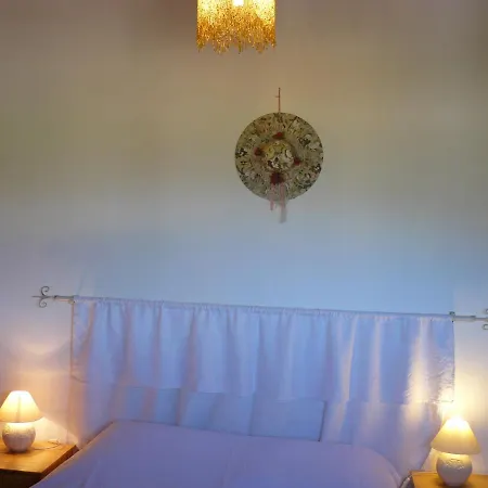 Les Rosiers Apartment